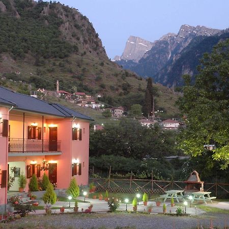 Artemis Apartments Коница Екстериор снимка