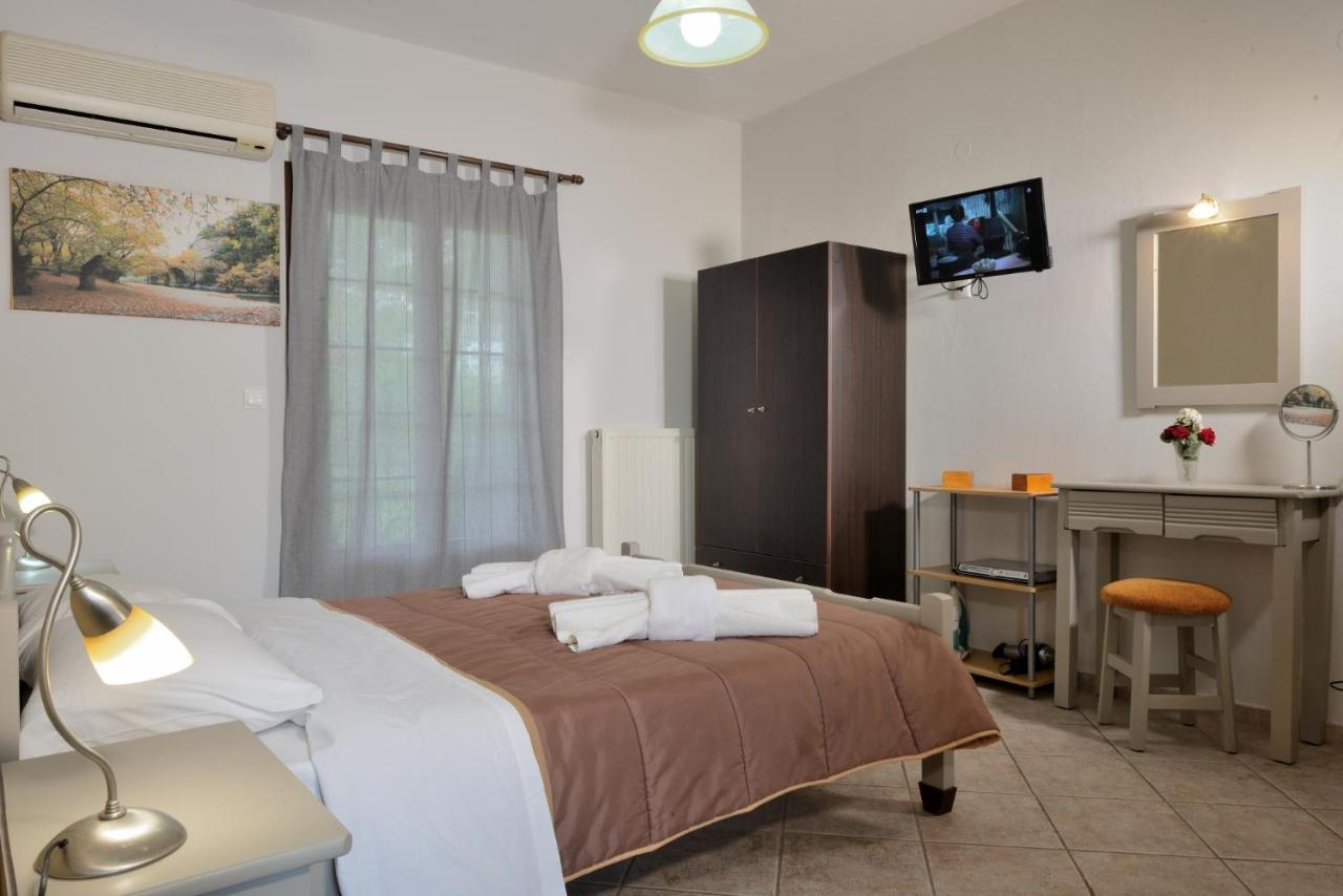 Artemis Apartments Коница Екстериор снимка
